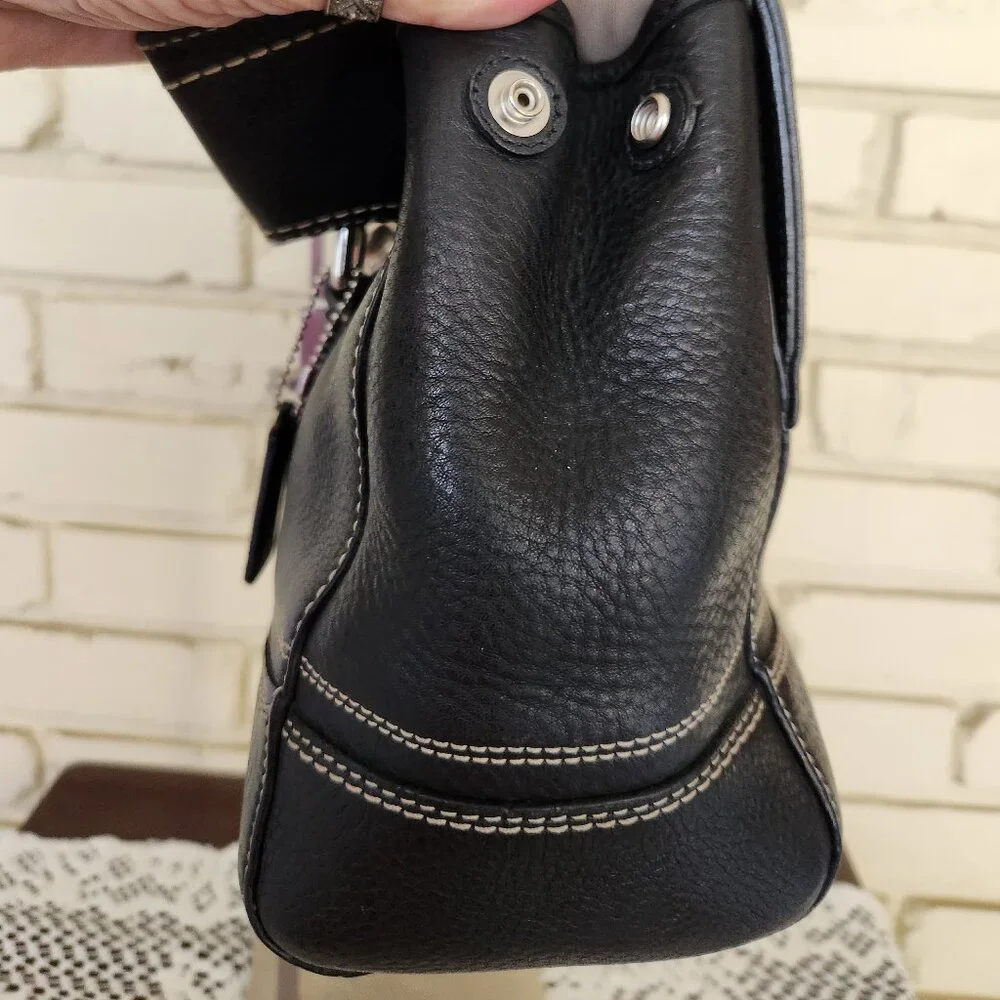 Like New Coach Hampton Black Leather Handbag Purse